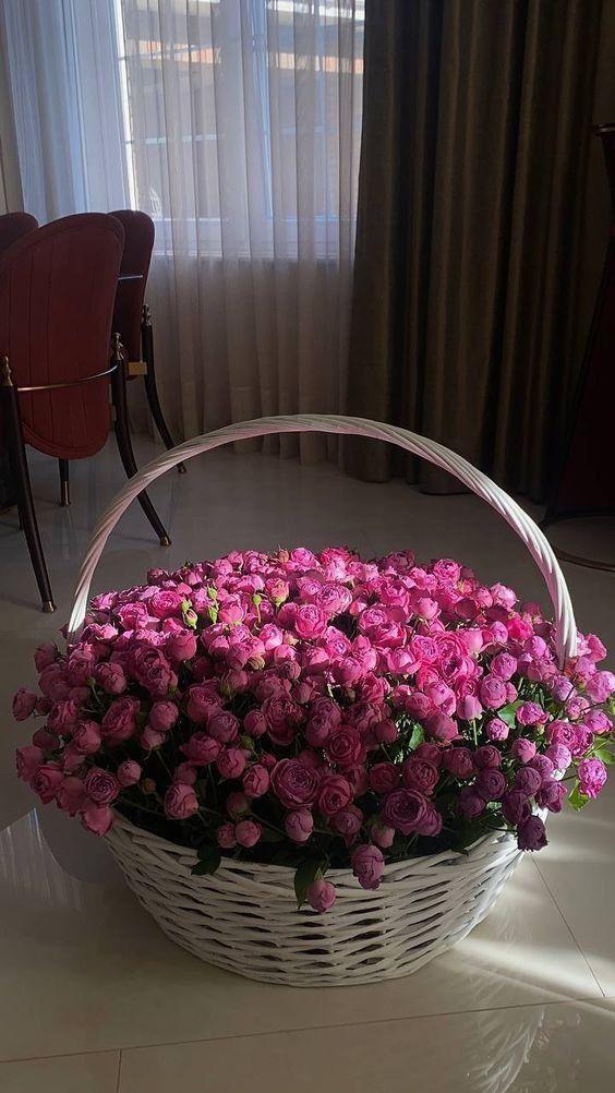 Corporate meeting room with carefully timed floral arrangements that maintain elegance throughout business hours